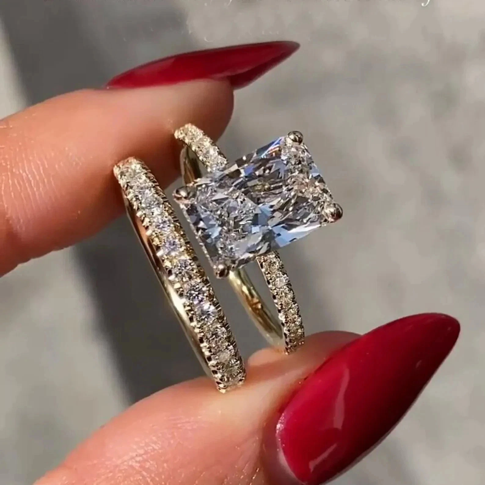 5.00Ct Radiant Cut VS1 Lab Grown Diamond Bridal Set Wedding Ring 14k Yellow Gold